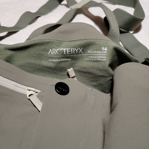 Arc'teryx Women's Cargo Jumpsuit in Light and Dark Gray - Picture 2 of 4
